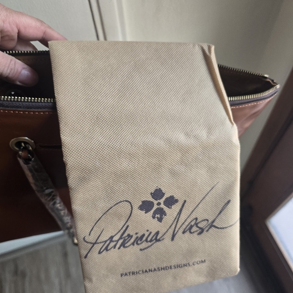 Patricia Nash Leather Belle Tote In Tan NWT Qith Dust Bag - Picture 10 of 10